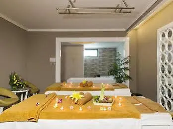 Hotell Beach Front Apartments Nha Trang