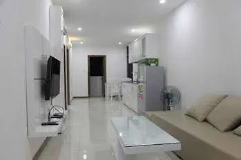 Beach Front Apartments Nha Trang 3*,